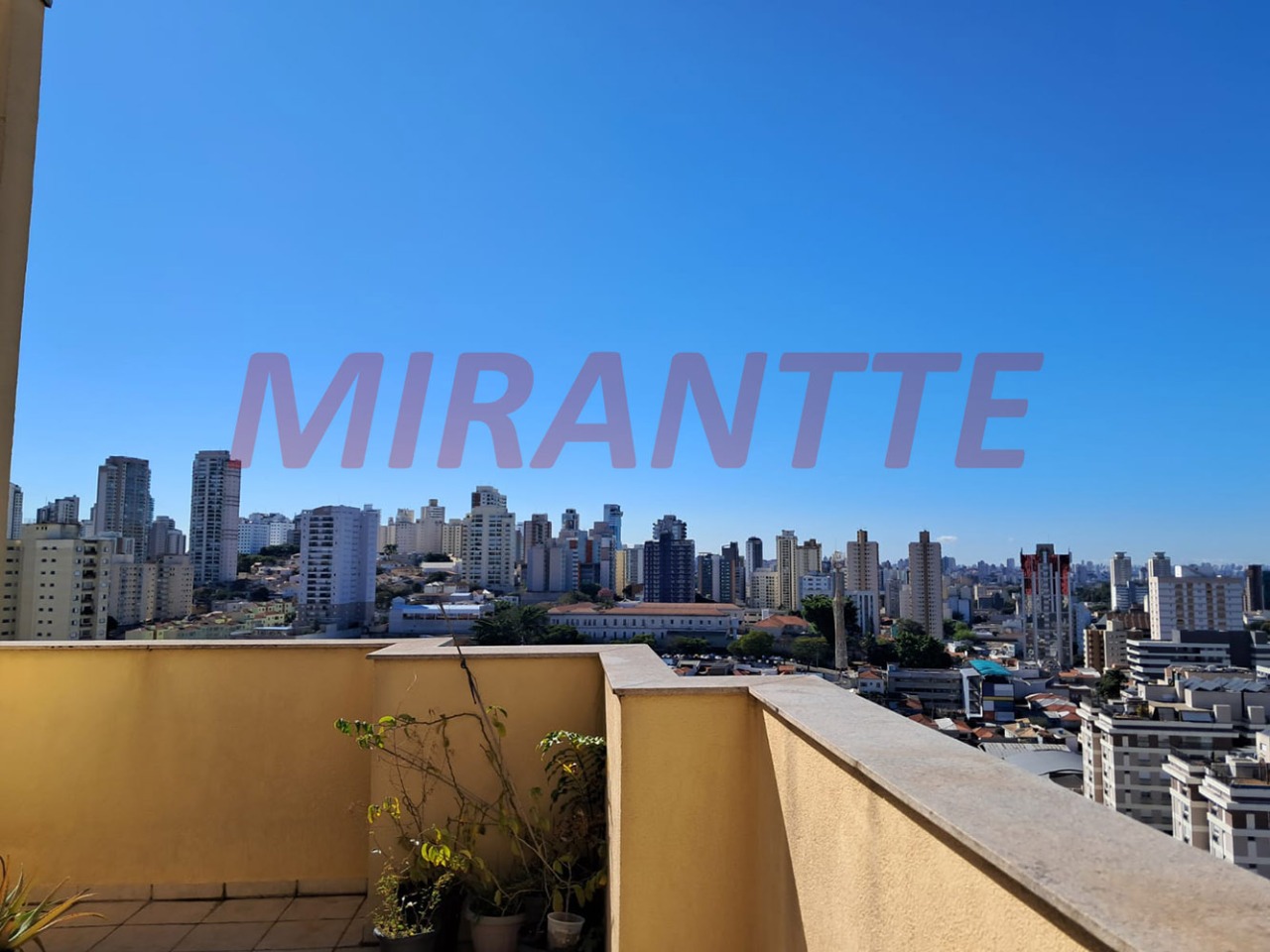 Cobertura de 190m² com 4 quartos em Santana