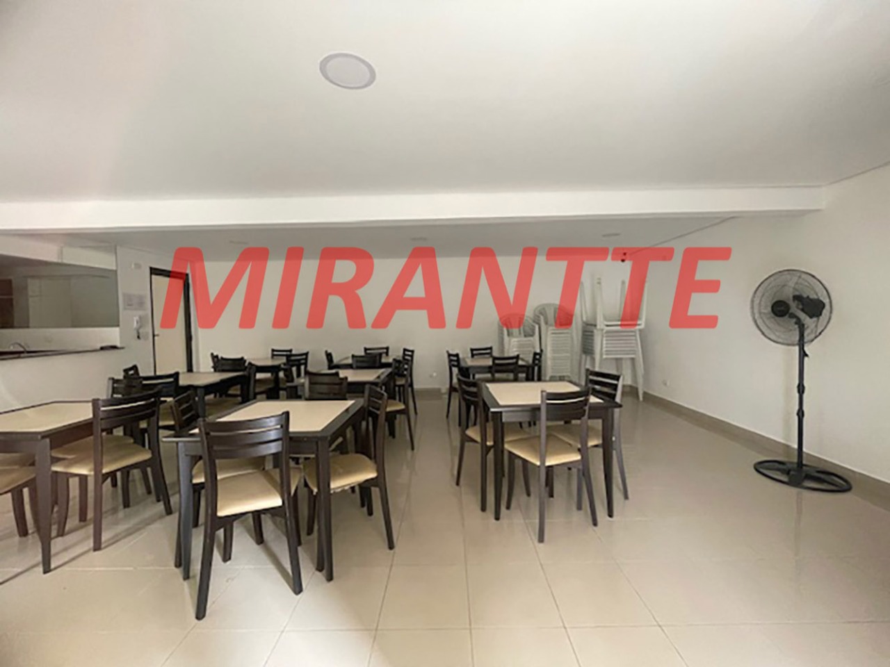 Cobertura de 190m² com 4 quartos em Santana