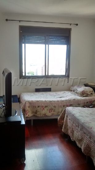 Apartamento de 267m² com 4 quartos em Santana