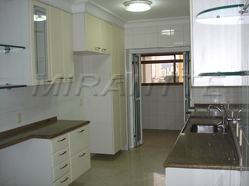 Apartamento de 145m² com 4 quartos em Santana