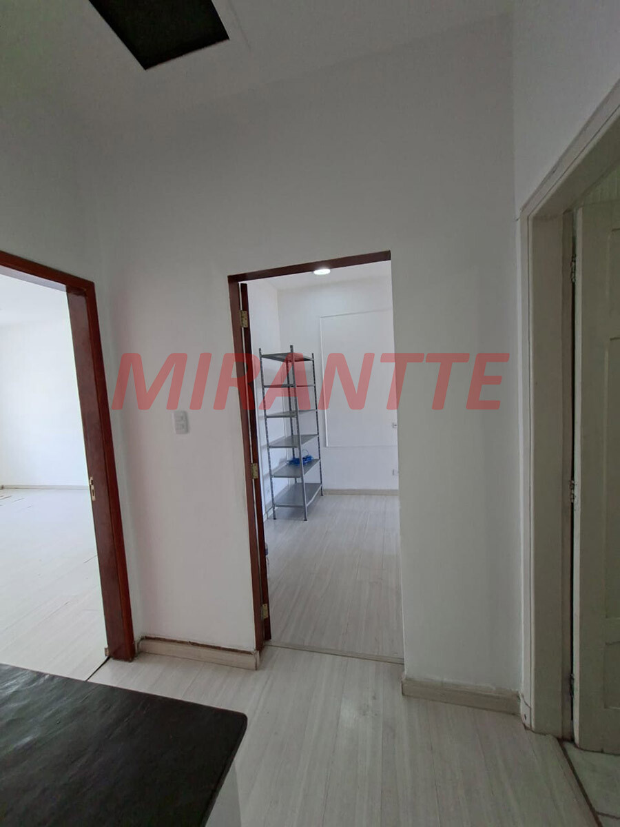 Conjunto comercial em Santana