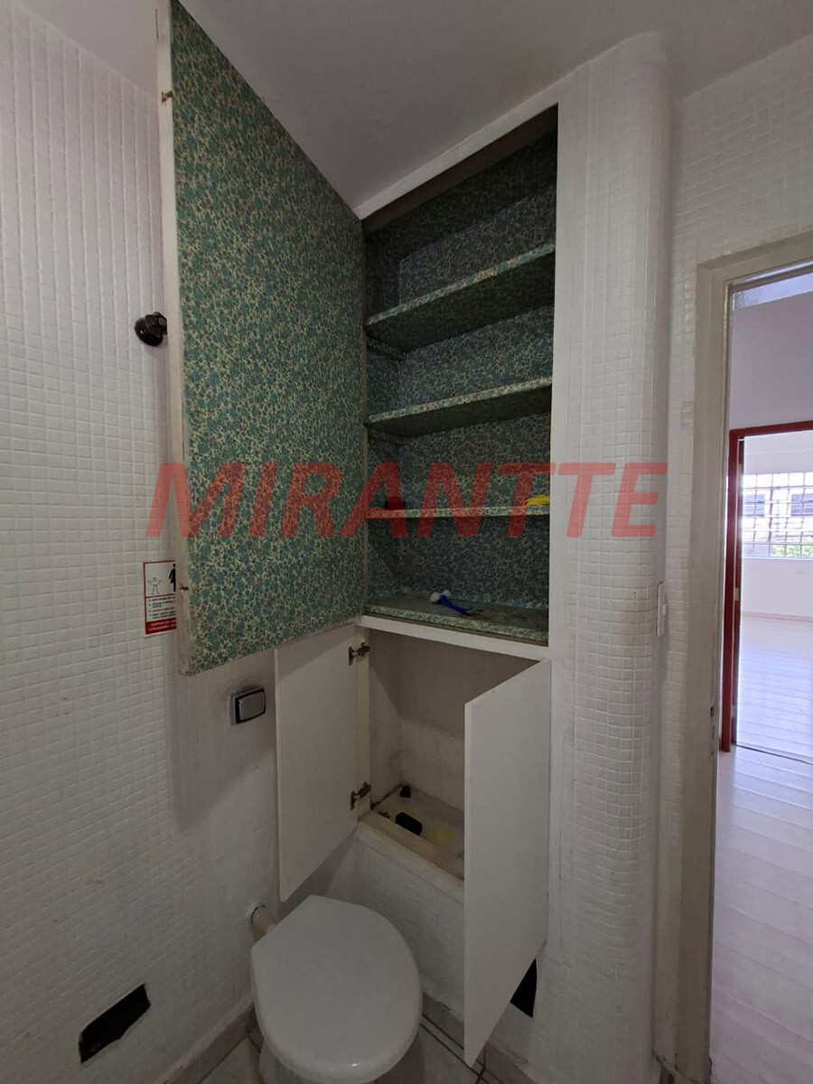 Conjunto comercial em Santana