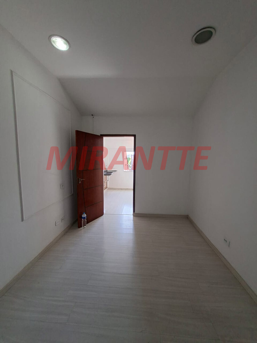 Conjunto comercial em Santana