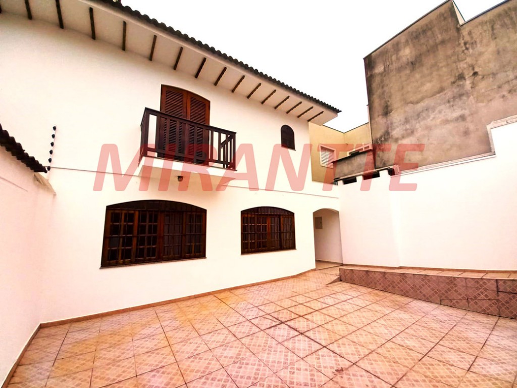 Sobrado de 262m² com 3 quartos em Vila Mazzei