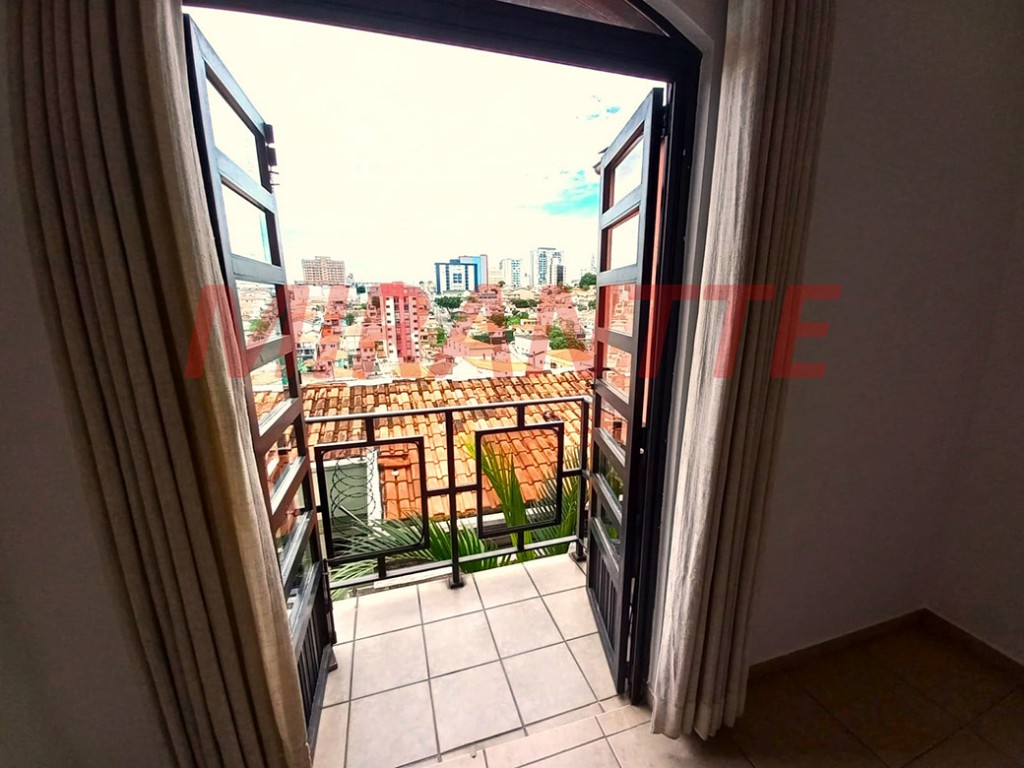 Sobrado de 262m² com 3 quartos em Vila Mazzei