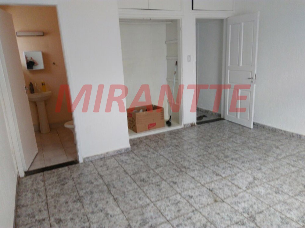 Casa terrea de 170m² com 4 quartos em Vila Nilo
