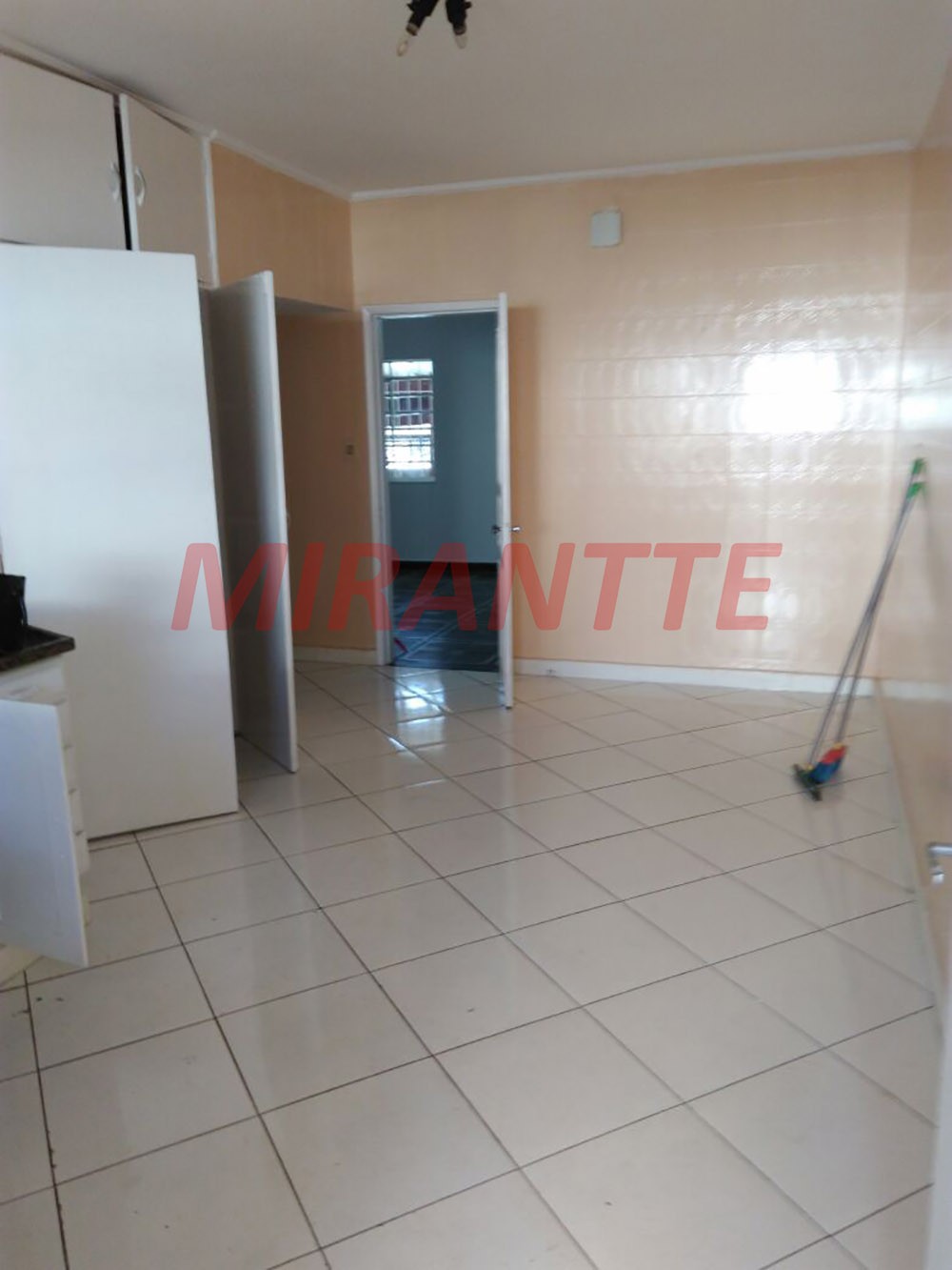 Casa terrea de 170m² com 4 quartos em Vila Nilo