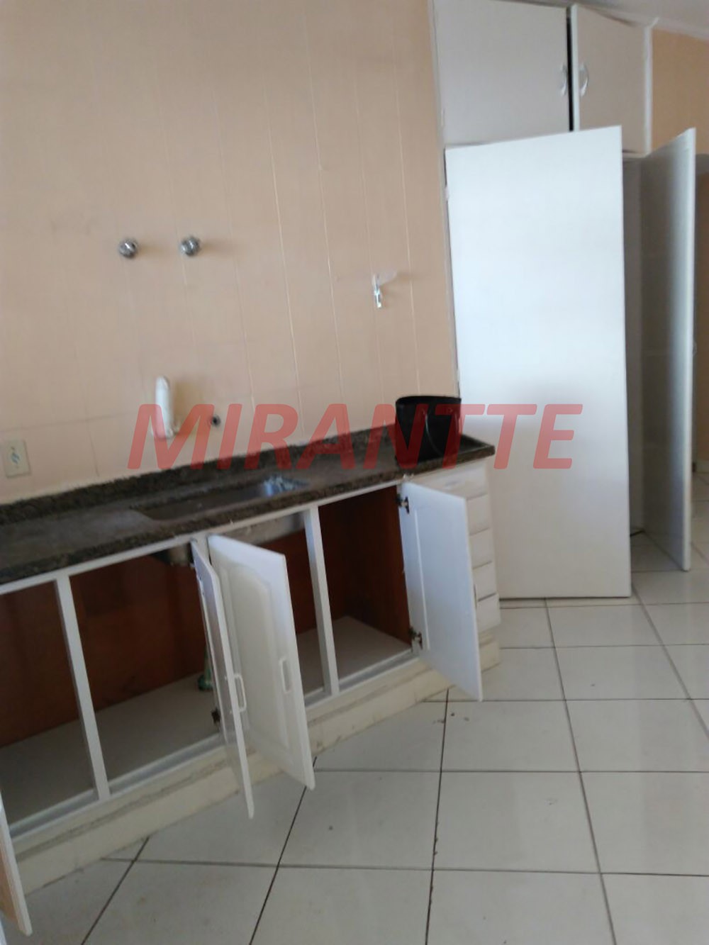 Casa terrea de 170m² com 4 quartos em Vila Nilo