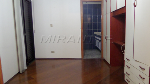 Apartamento de 147m² com 3 quartos em Água Fria