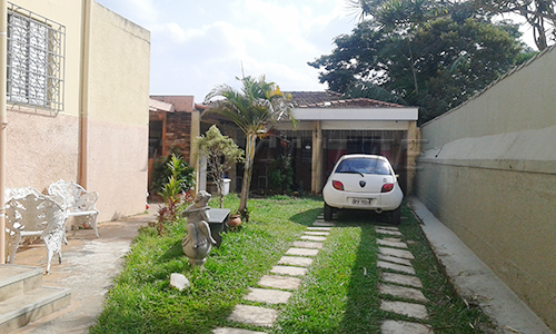 Sobrado de 395m² com 6 quartos em Tremembe