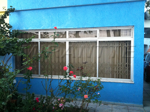 Sobrado de 200m² com 3 quartos em Jardim Virginia Bianca