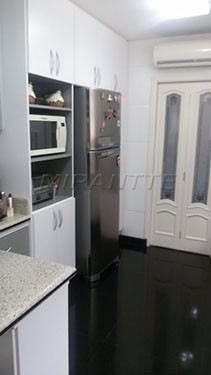 Apartamento com 4 quartos em Jardim São Bento