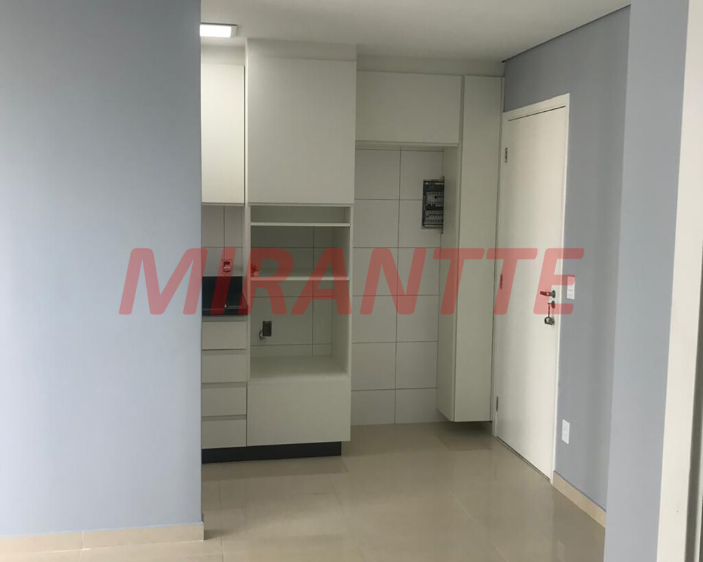 Apartamento de 59m² com 2 quartos em Santana