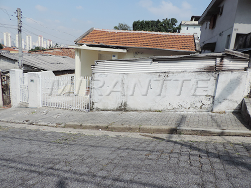 Terreno de 260m² em Limão