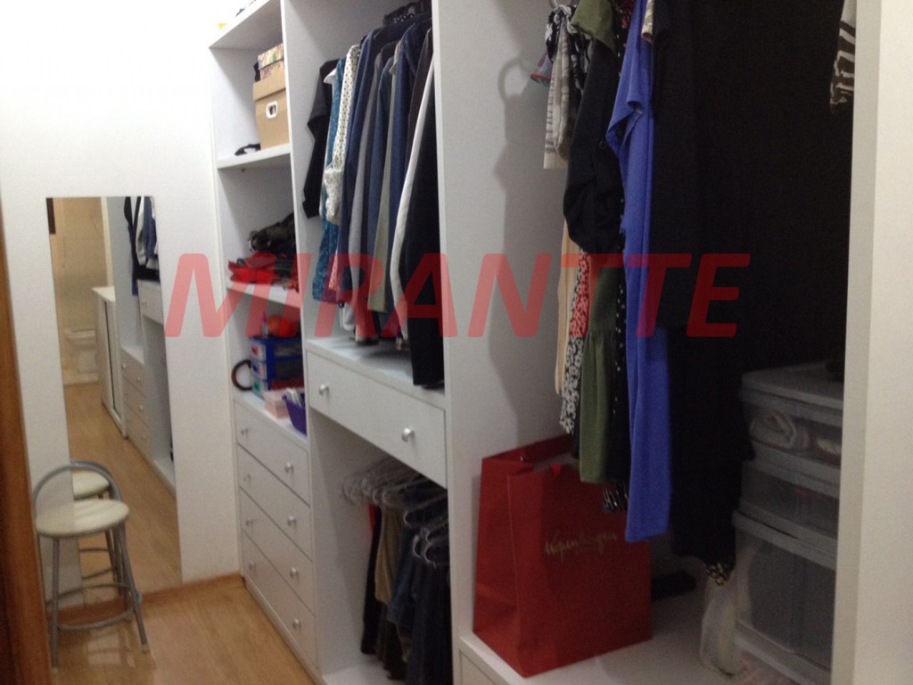 Sobrado de 251m² com 4 quartos em Jardim São Paulo