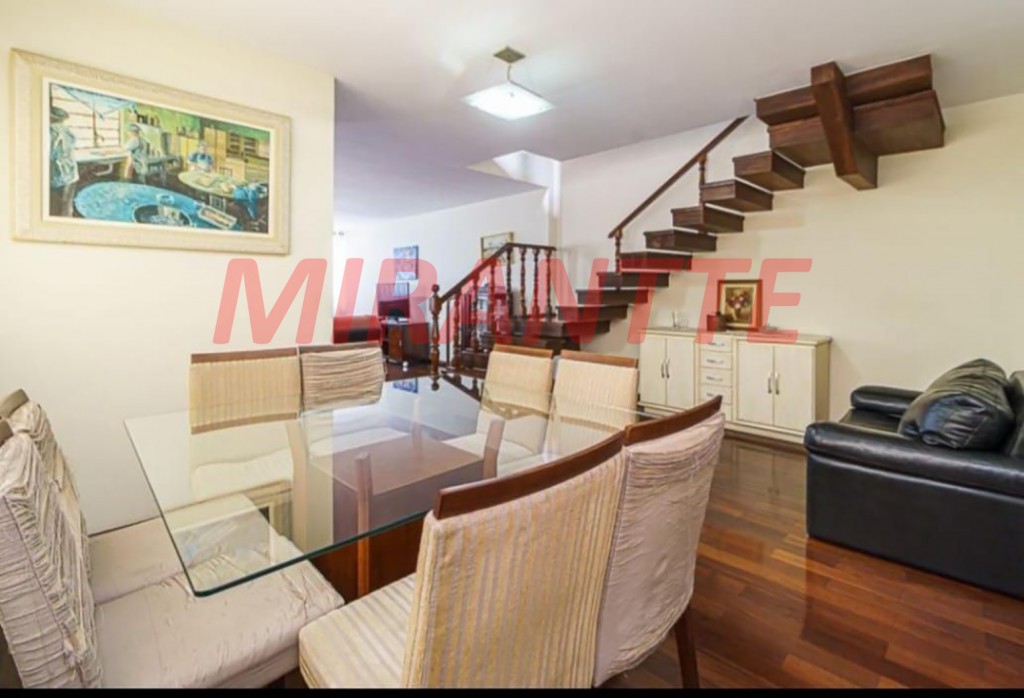 Sobrado de 251m² com 4 quartos em Jardim São Paulo