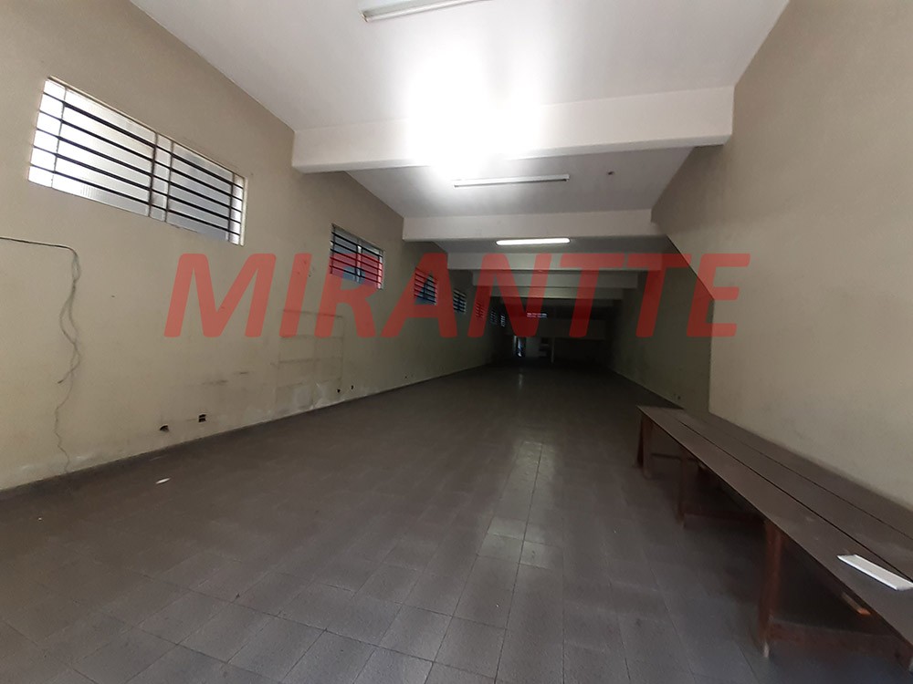 Comercial de 1200m² em Vila Gustavo