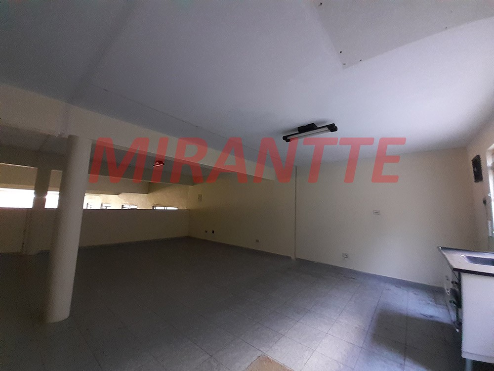 Comercial de 1200m² em Vila Gustavo