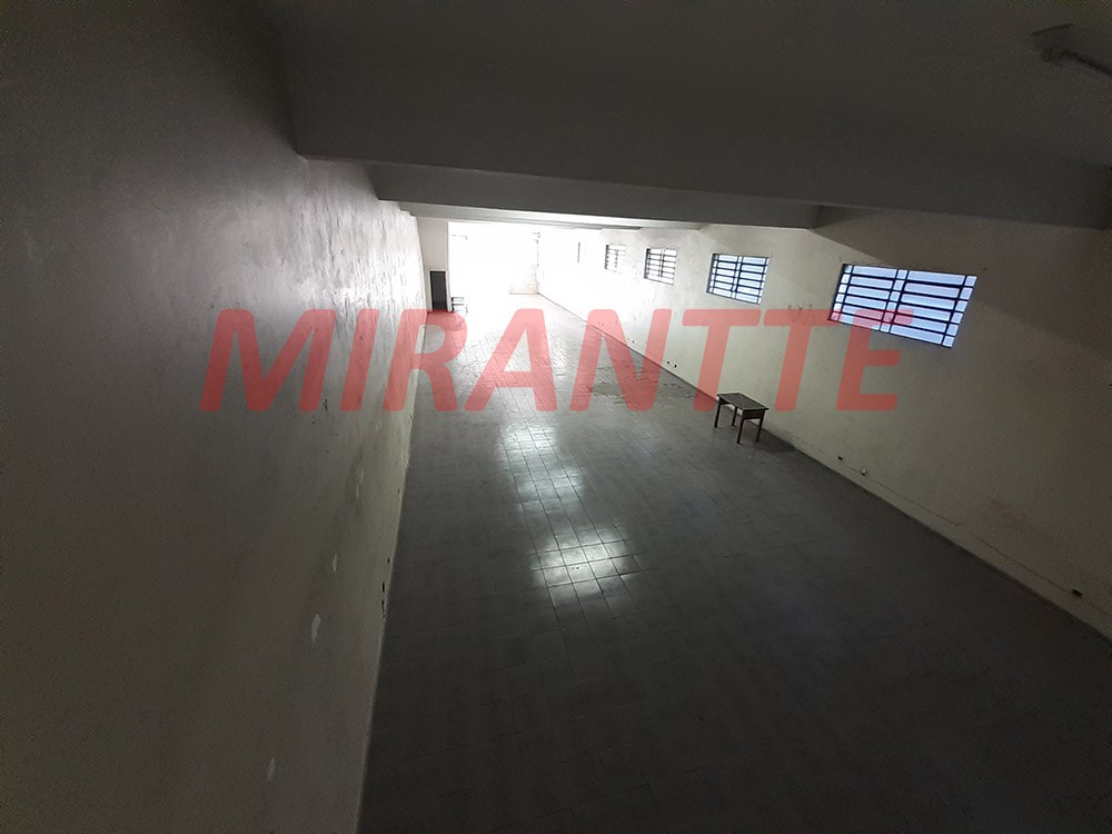 Comercial de 1200m² em Vila Gustavo
