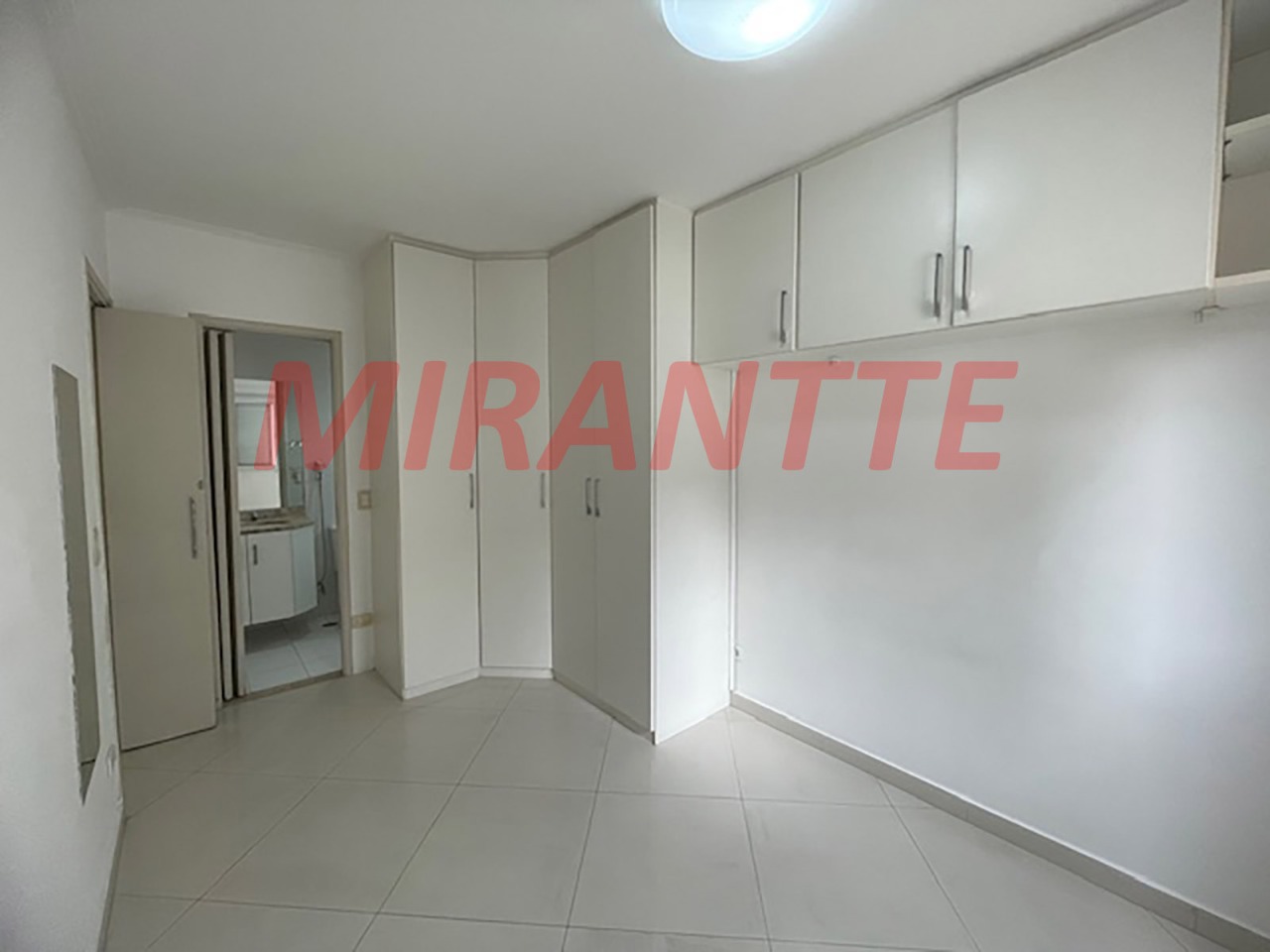 Apartamento de 56m² com 2 quartos em Parada Inglesa