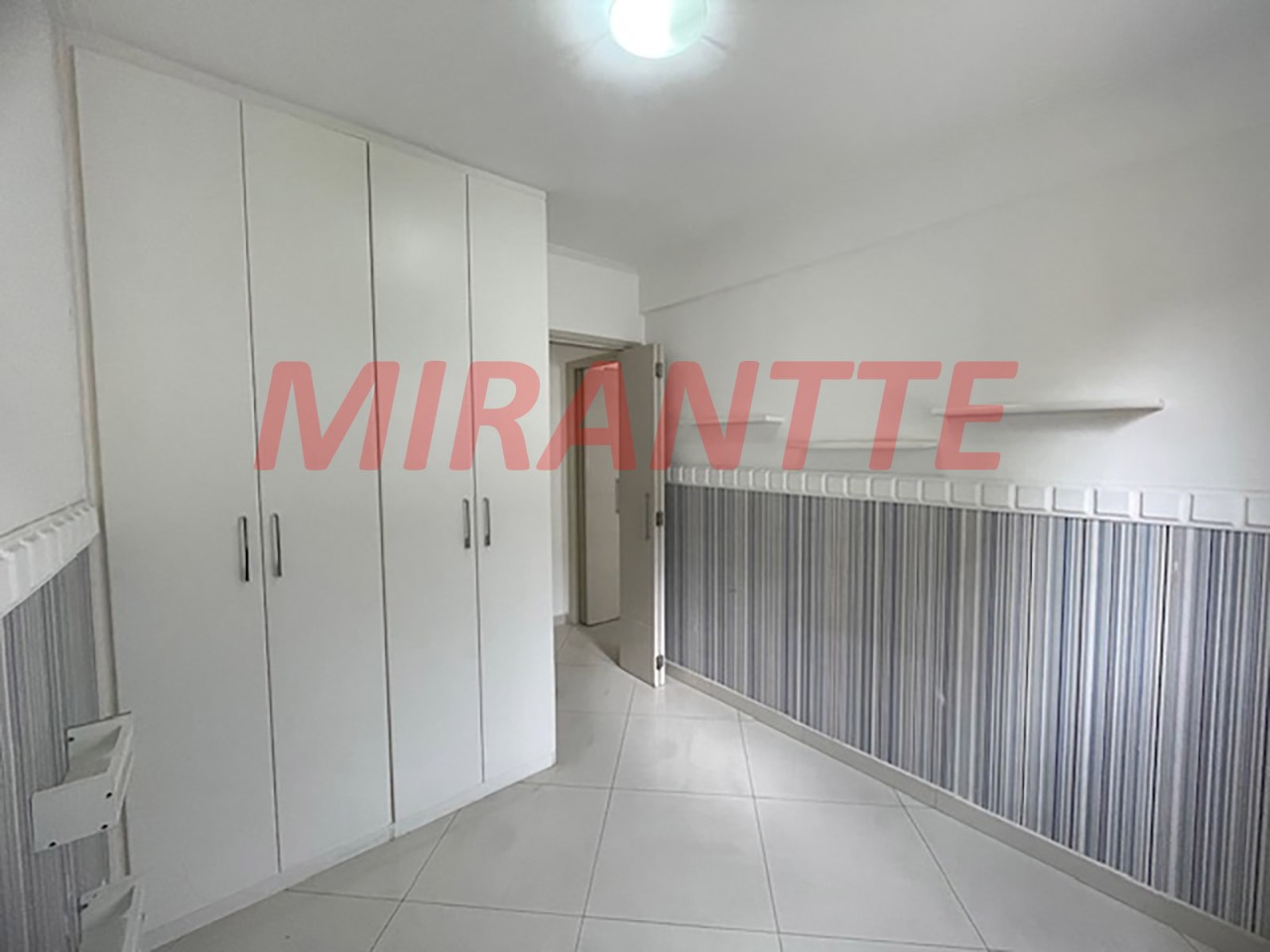 Apartamento de 56m² com 2 quartos em Parada Inglesa