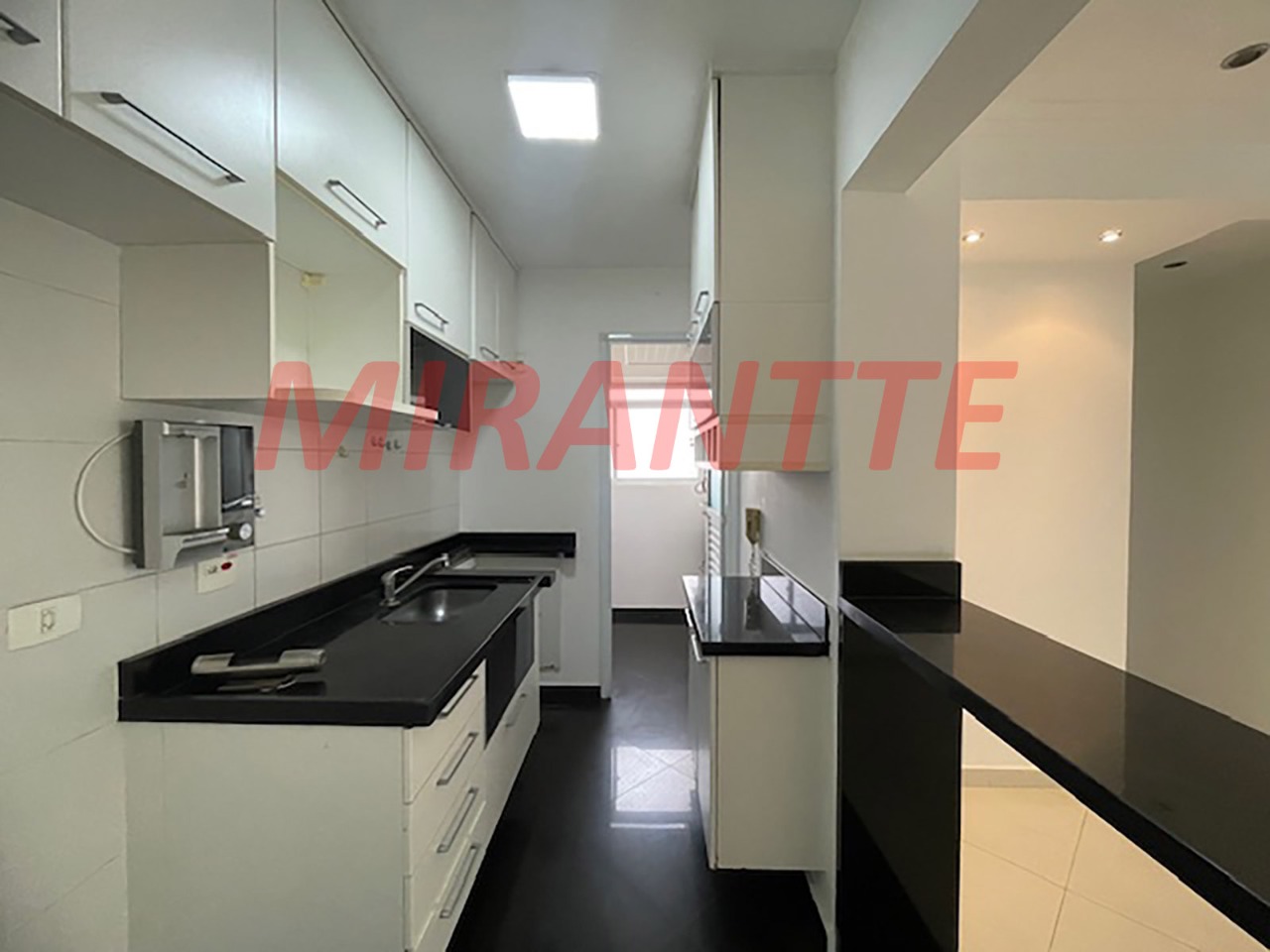 Apartamento de 56m² com 2 quartos em Parada Inglesa
