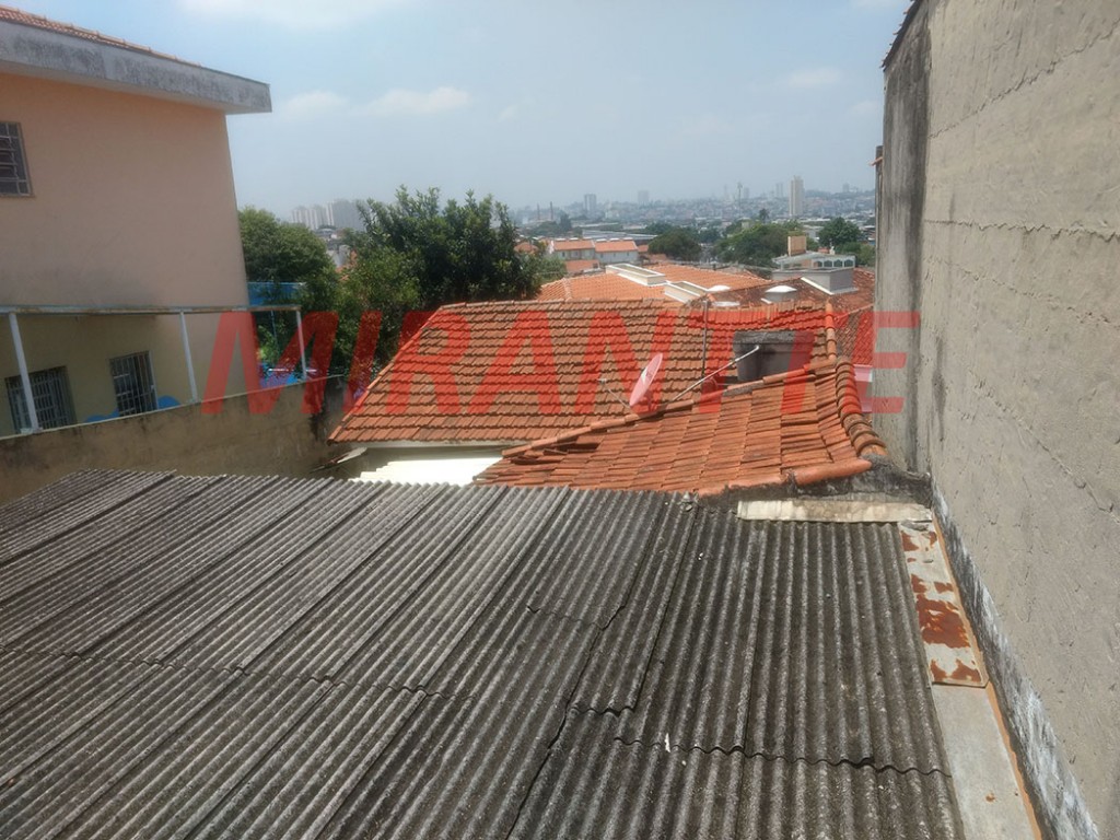 Casa terrea de 100m² com 4 quartos em Vila Nivi