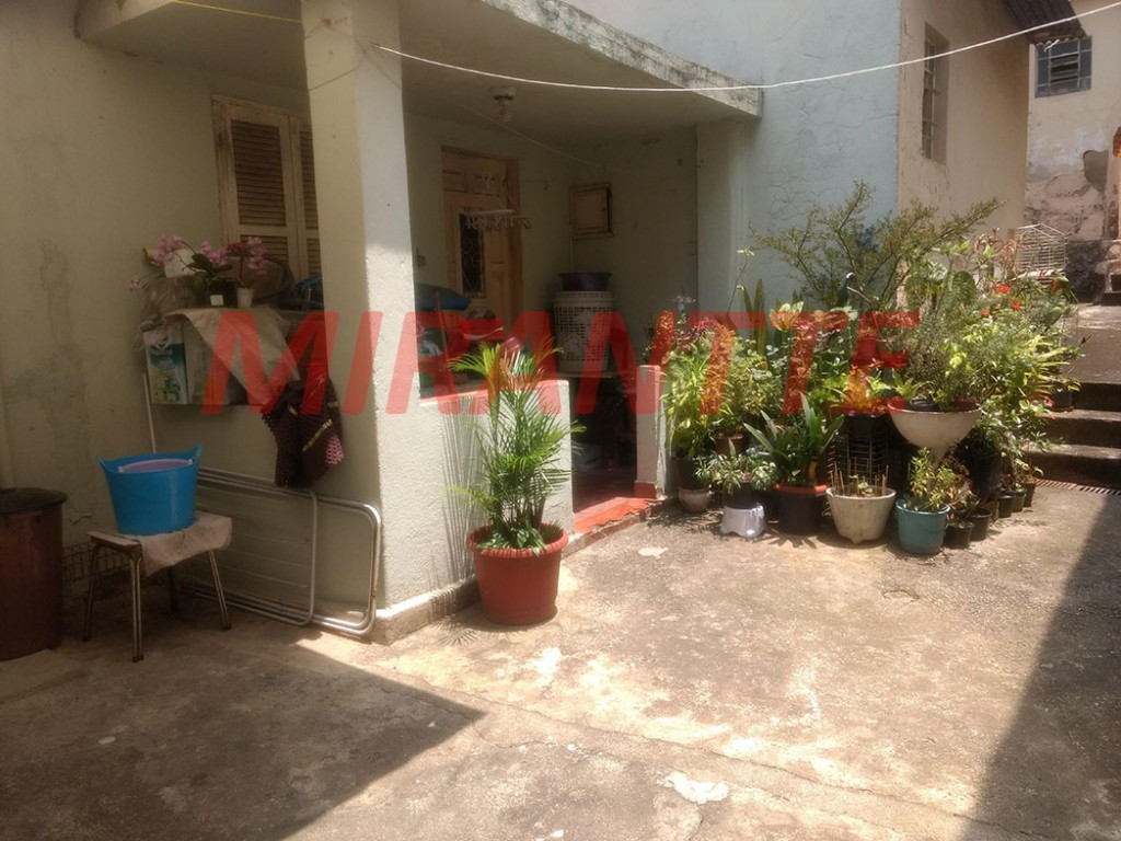 Casa terrea de 100m² com 4 quartos em Vila Nivi