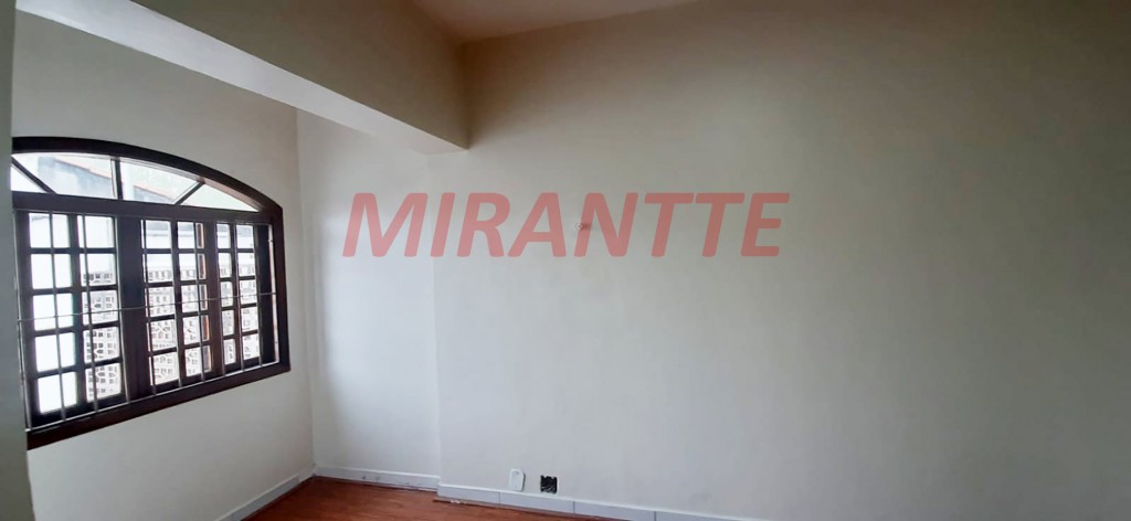 Sobrado de 159m² com 3 quartos em Vila Gustavo