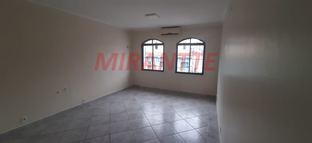 Sobrado de 159m² com 3 quartos em Vila Gustavo