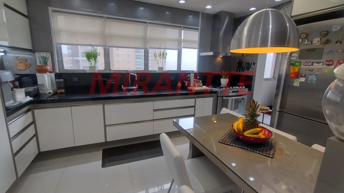 Cobertura de 286m² com 5 quartos em Santana