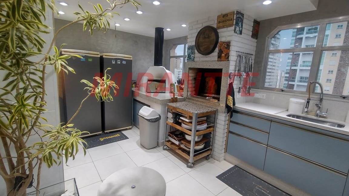 Cobertura de 286m² com 5 quartos em Santana