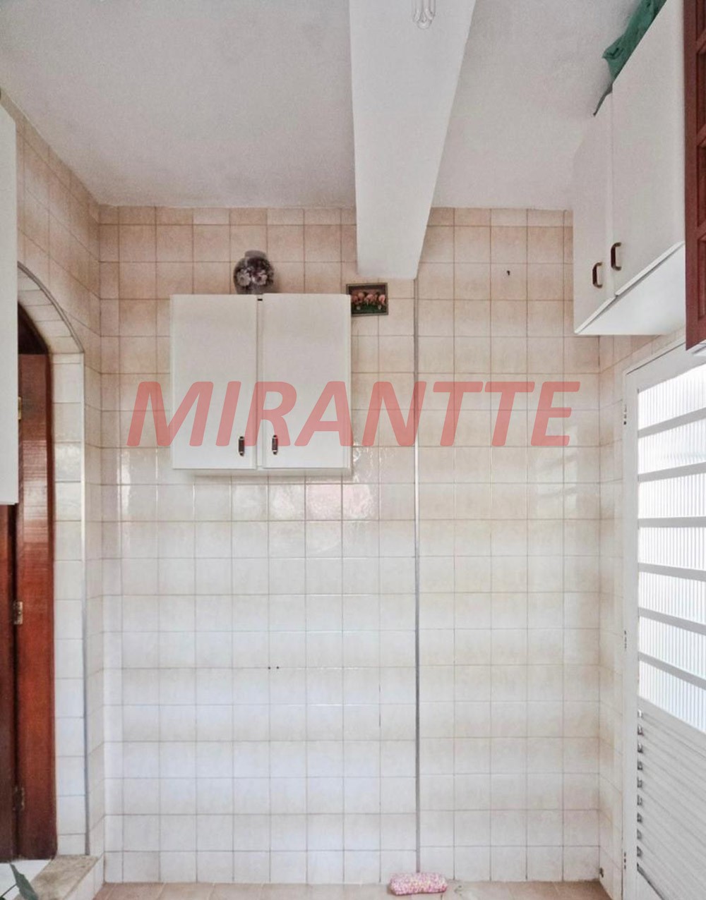 Sobrado de 147m² com 3 quartos em Santa Terezinha