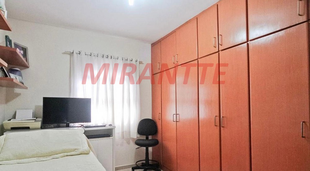 Sobrado de 147m² com 3 quartos em Santa Terezinha
