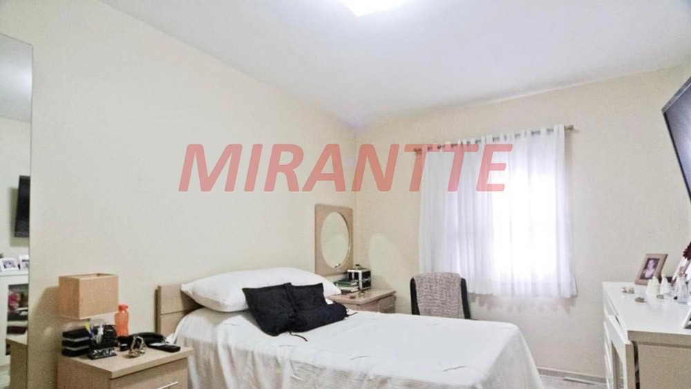 Sobrado de 147m² com 3 quartos em Santa Terezinha
