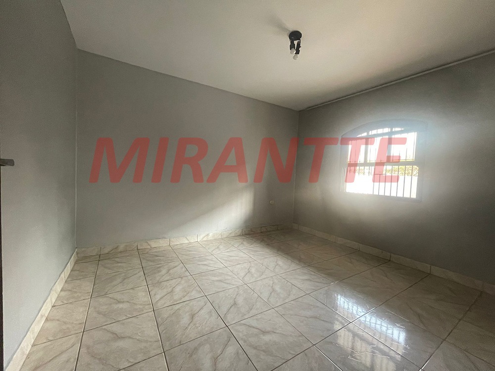Casa terrea de 250m² com 2 quartos em Jardim Iracema
