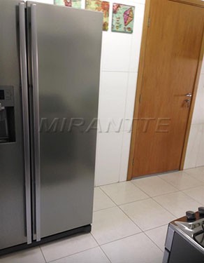 Apartamento de 173m² com 4 quartos em Santana