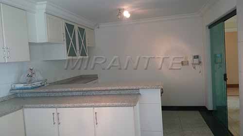 Sobrado de 318m² com 4 quartos em Palmas Do Tremembé
