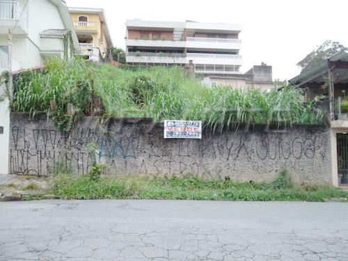 Terreno de 399m² em Vila Pedra Branca