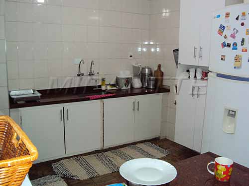 Sobrado de 220m² com 3 quartos em Horto Florestal