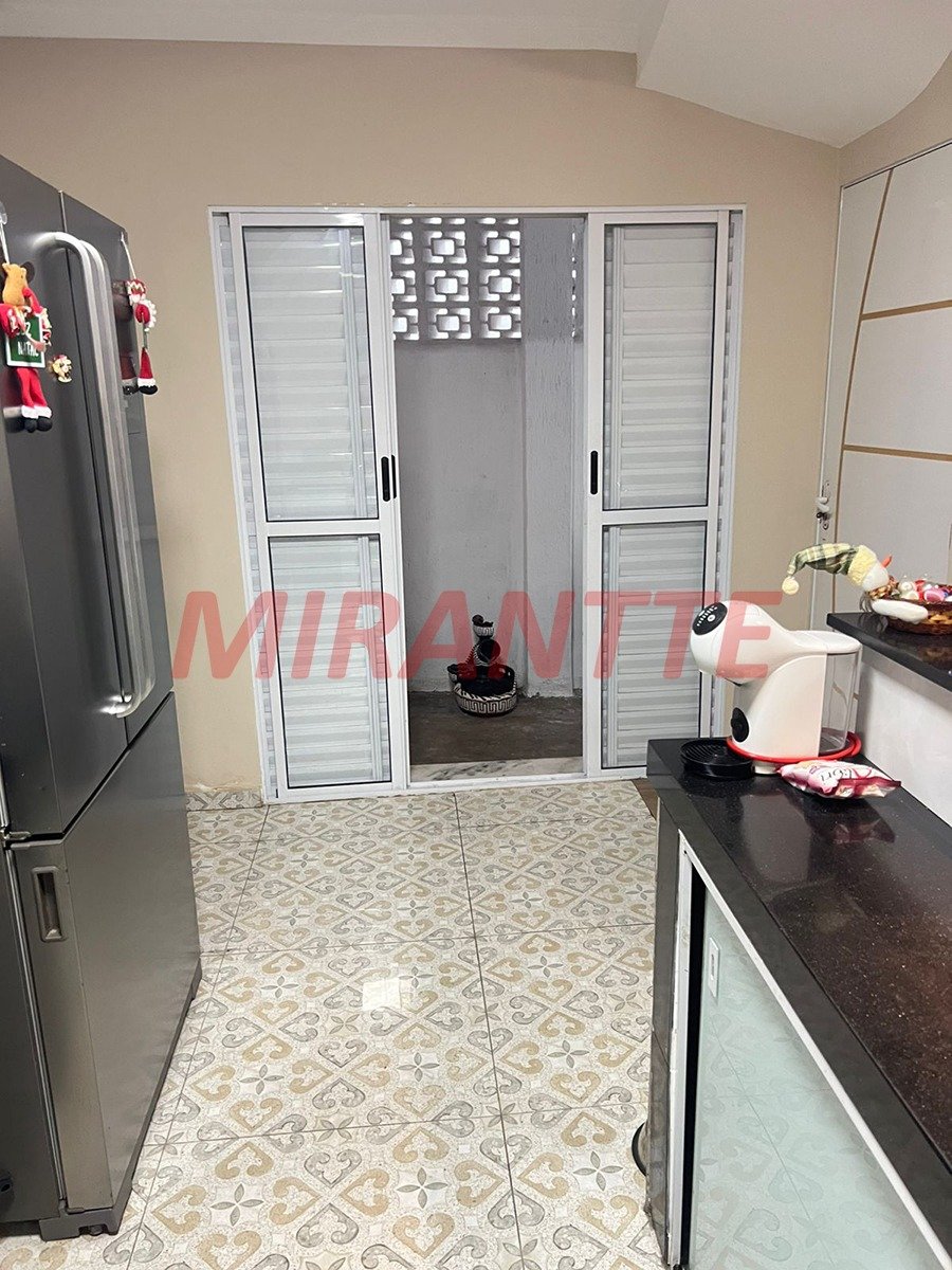 Sobrado de 190m² com 4 quartos em Santana
