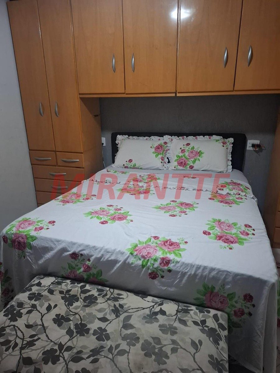 Sobrado de 190m² com 4 quartos em Santana