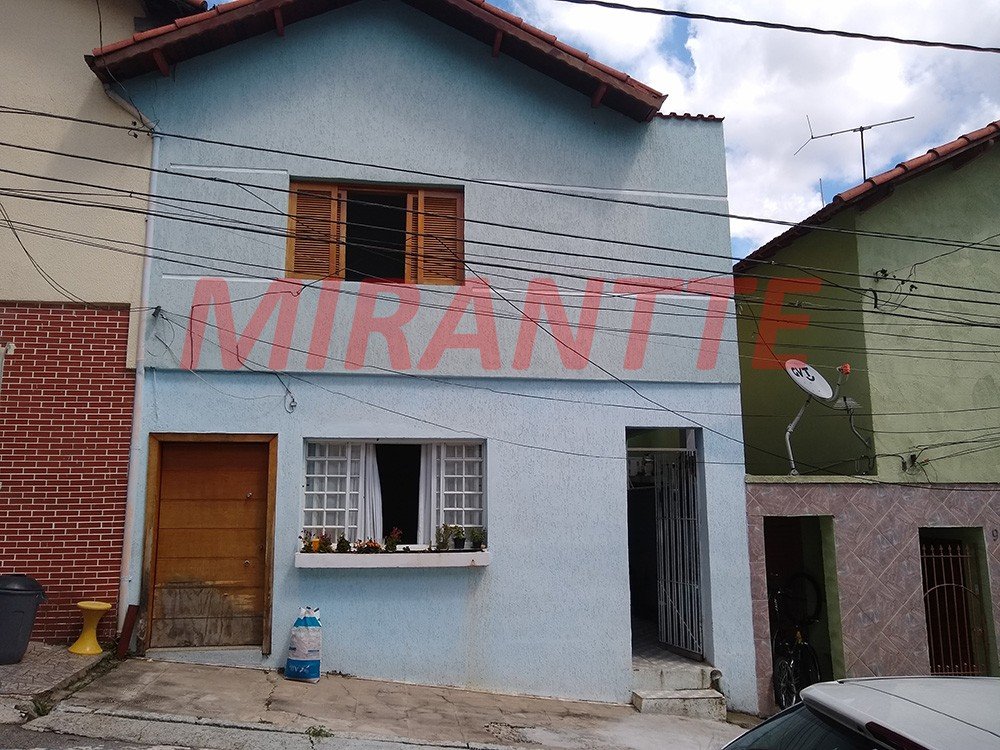 Sobrado de 190m² com 4 quartos em Santana