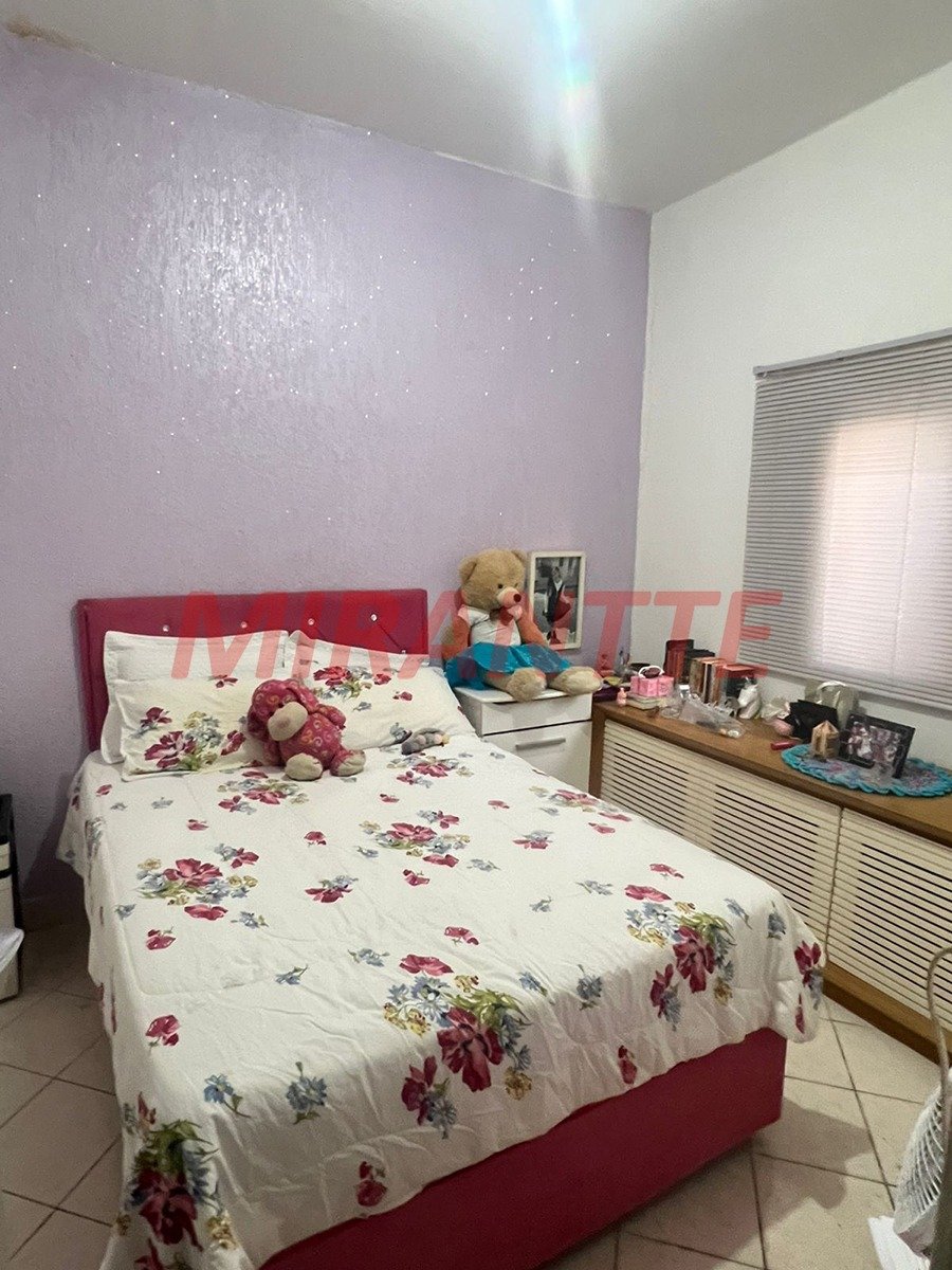 Sobrado de 190m² com 4 quartos em Santana