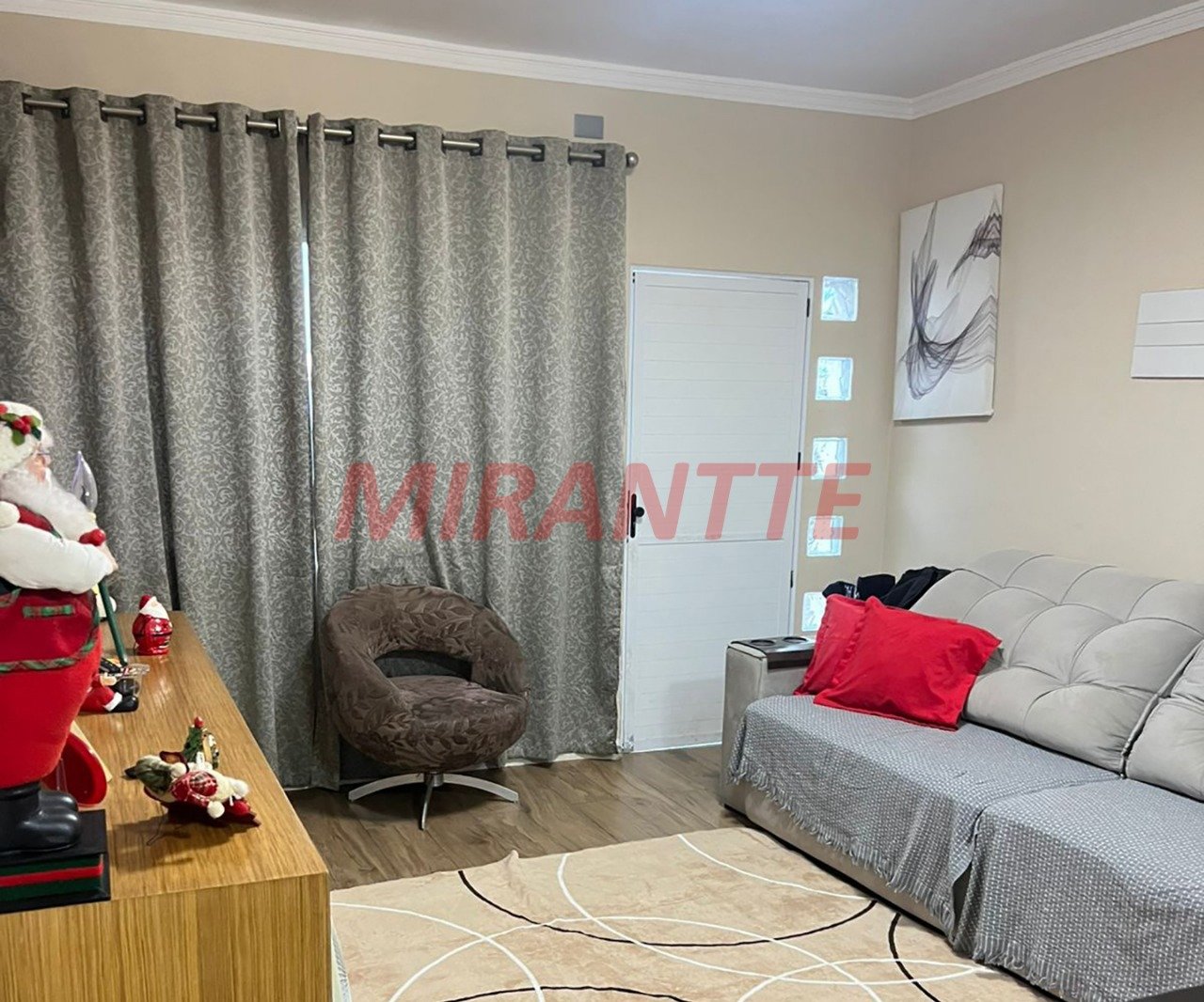 Sobrado de 190m² com 4 quartos em Santana