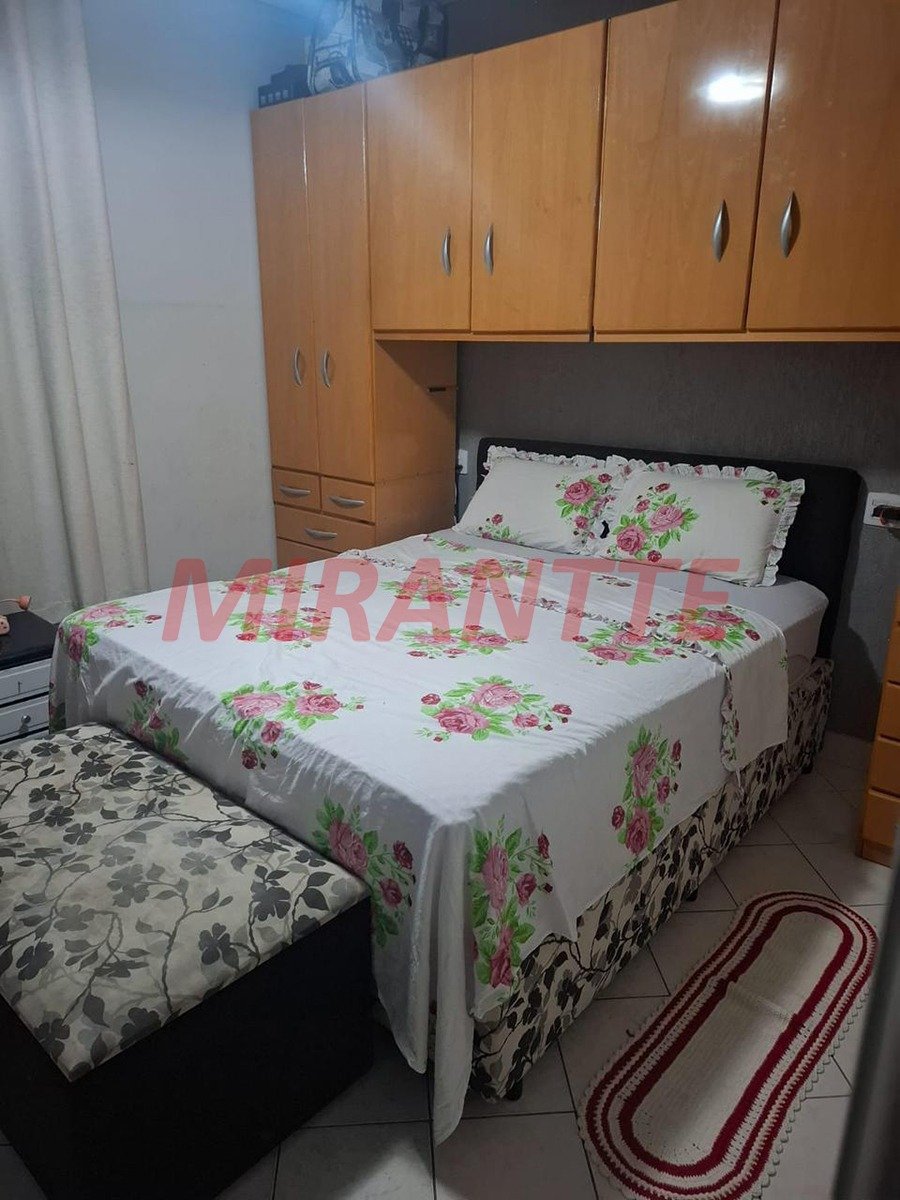 Sobrado de 190m² com 4 quartos em Santana