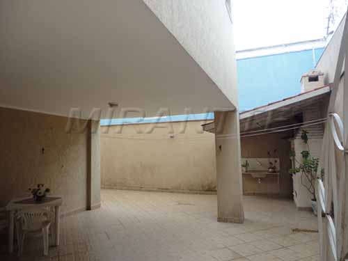 Sobrado de 480m² com 4 quartos em Jardim da Campina