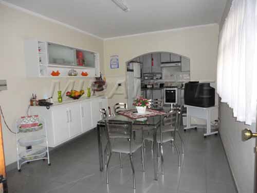 Sobrado de 480m² com 4 quartos em Jardim da Campina