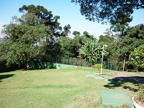 Terreno de 384.21m² em Tremembe