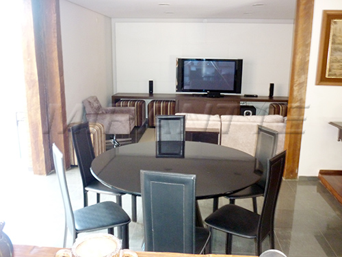 Terreno de 384.21m² em Tremembe